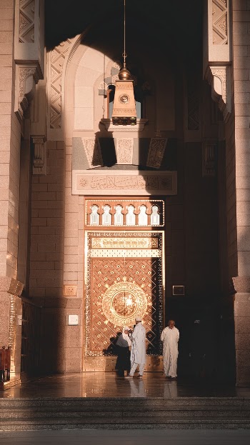 Unsplash ID wLXSb29bhGs