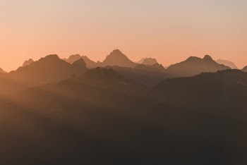 Unsplash ID wNKGgnlzxAw
