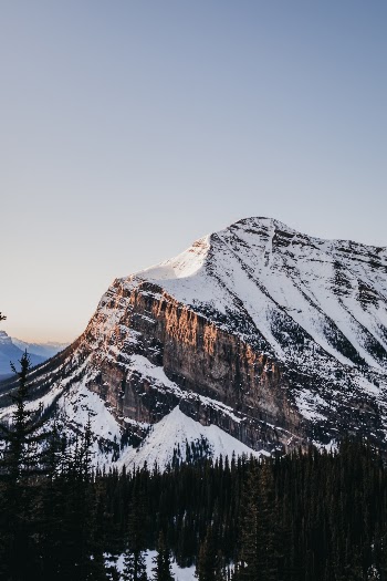 Unsplash ID xfKj435Z9rI