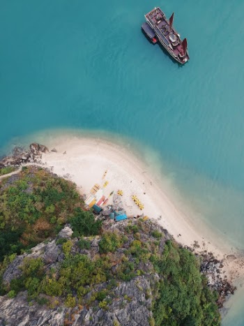 Unsplash ID XQN2g2nBbu4