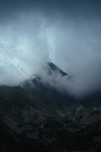 Unsplash ID XY2SST3Z3Kg