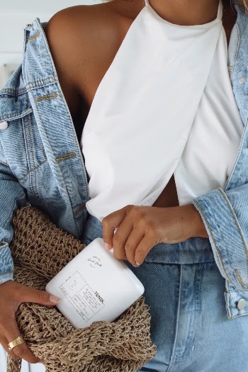 Unsplash ID y3y_ckwbUT4