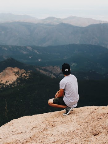 Unsplash ID y6n7QzFX_cI