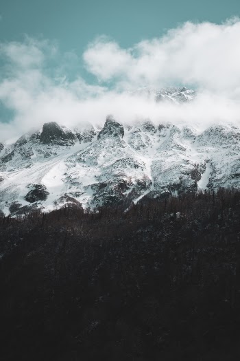 Unsplash ID y7AV9Sc2GdA