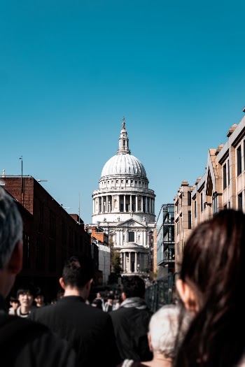 Unsplash ID ysZ2kvx6SaA
