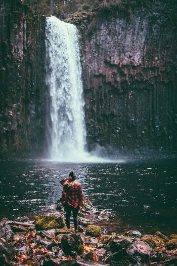 Unsplash ID yVyPClcaA0w