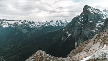 Unsplash ID yxlLJh35N0c
