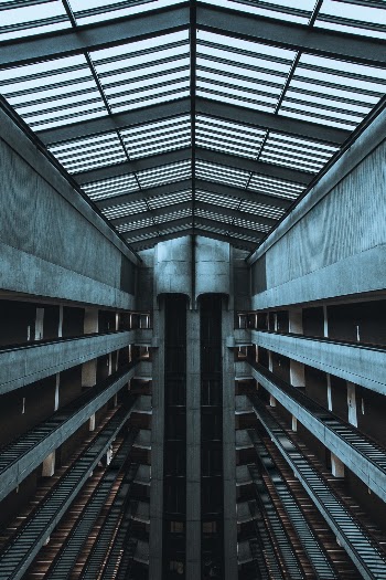 Unsplash ID -yzmQhFailo