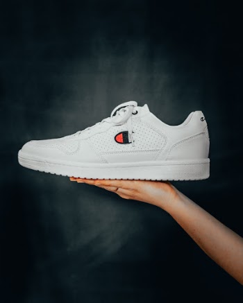 Unsplash ID z6mR2zfPo4A