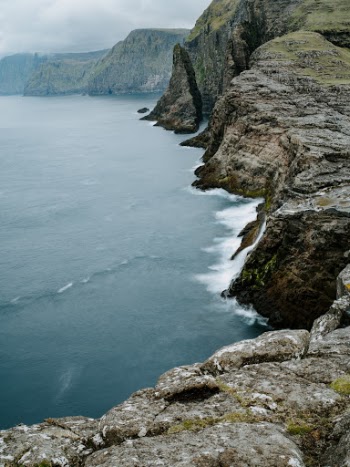 Unsplash ID z8i5iwIQYiY