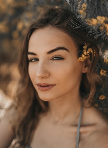 Unsplash ID zb4yrZ7Wc5U