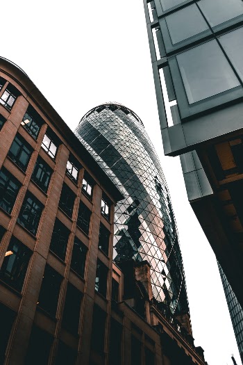 Unsplash ID Zc9uP3Y3qFQ