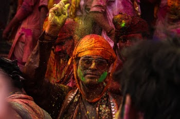 Unsplash ID ZDwTROtfKZM