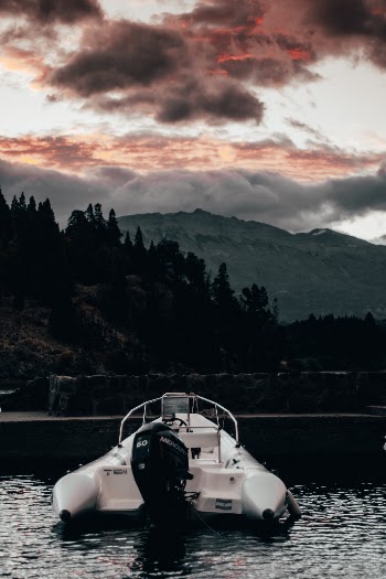 Unsplash ID zgPo74nBgqw