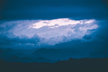 Unsplash ID zH1SVhA7lxI