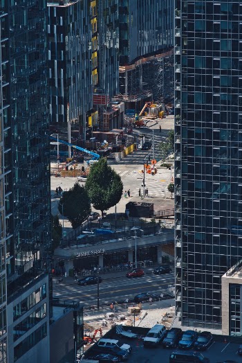 Unsplash ID zJ9IRqZ8DcI