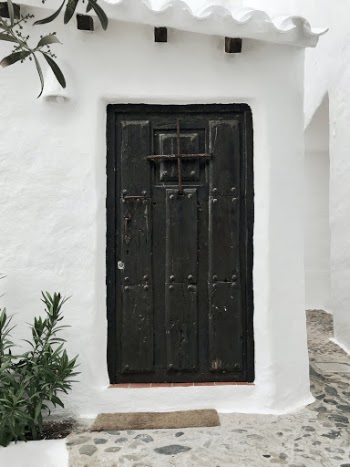 Unsplash ID ZkCjnWQMi9M