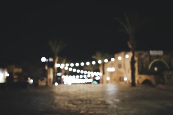 Unsplash ID ZQ-e8l9ULVA