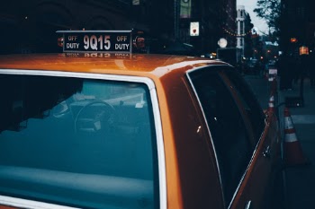 Unsplash ID Zqq8agXXG7w