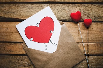 Valentines card on a wooden box 3