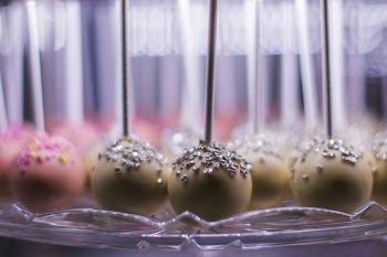 Vanilla Cake Pops