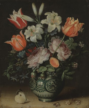 Vase with flowers | Free Photo - rawpixel