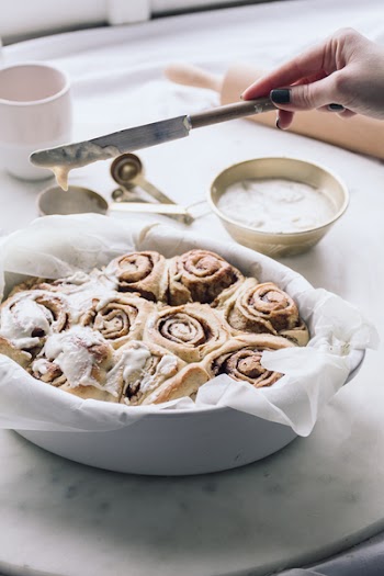 Vegan cinnamon rolls 