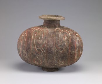 Vessel (hu) in the Form | Free Photo - rawpixel