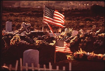 Veterans' Cemetery. Photographer: Eiler, Terry. | Free Photo - rawpixel