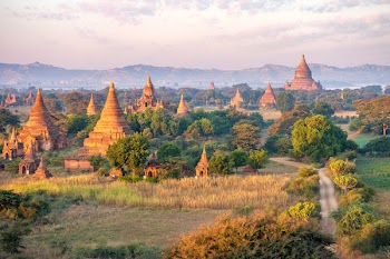 view around Shwesandaw Pagoda