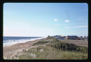 View of beach from the Sanderling Inn, Duck,… | Free public domain photo