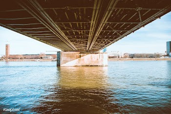 View under bridge | Free public domain photo - 432021
