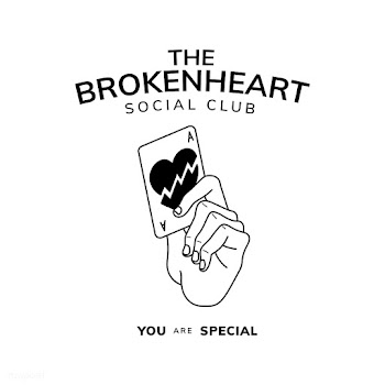 Vintage badge with text the broken heart desi.. | Free stock vector - 517002