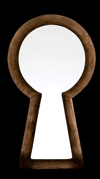 Vintage Keyhole with Illuminated Opening