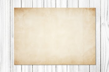 Vintage paper mockup on wooden background | Free stock psd mockup - 578676