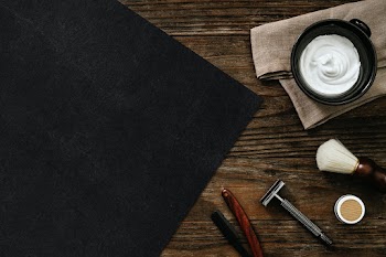 Vintage paper with beard shaping salon tools | Free stock photo | High Resolution image