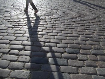 WarsawShadow.JPG