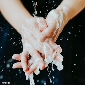Washing hands under running water to prevent coronavirus contamination | Free  photo - 2296428