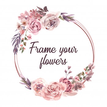Watercolor dried floral wreath frame Free Vector