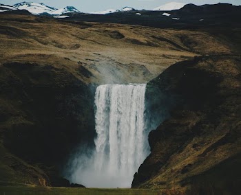 waterfalls during daytime