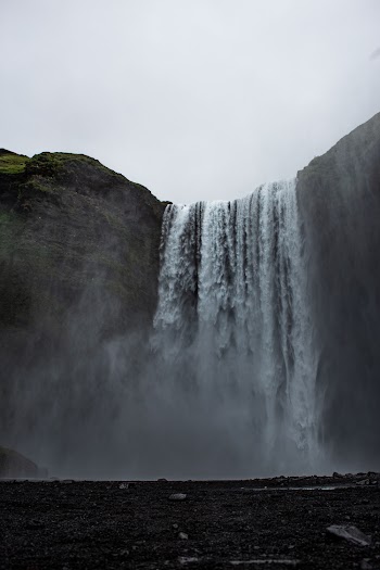Waterfalls in Greyscale Photography
