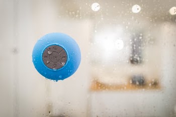 Waterproof Speaker Dripping