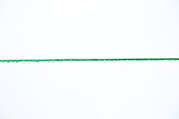 Wet thread | Free public domain photo - 593205