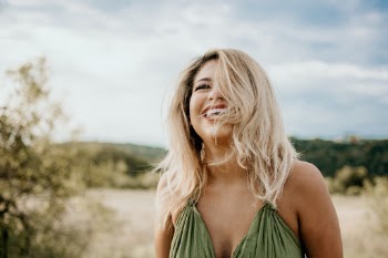 When your best friend is this stunning how can you not take photos of her?
fact 1 - we drank our weight in tequila on this day before this impromptu photoshoot. 
fact 2 - we have been best friends since elementary 
fact 3 - when she laughs really hard she snorts and that is what is happening right here