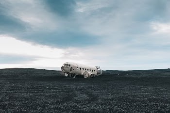 white airplane at daytime