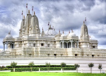 White and Gray Temple during Cloudy Sky Daytime