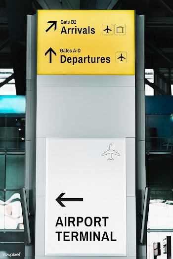 White and yellow signboard mockup | Free stock psd mockup - 534791