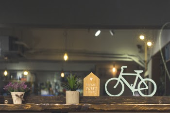 White Bicycle Table Decor