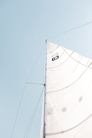 white boat sail