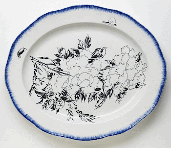 white oval platter with scalloped | Free Photo - rawpixel
